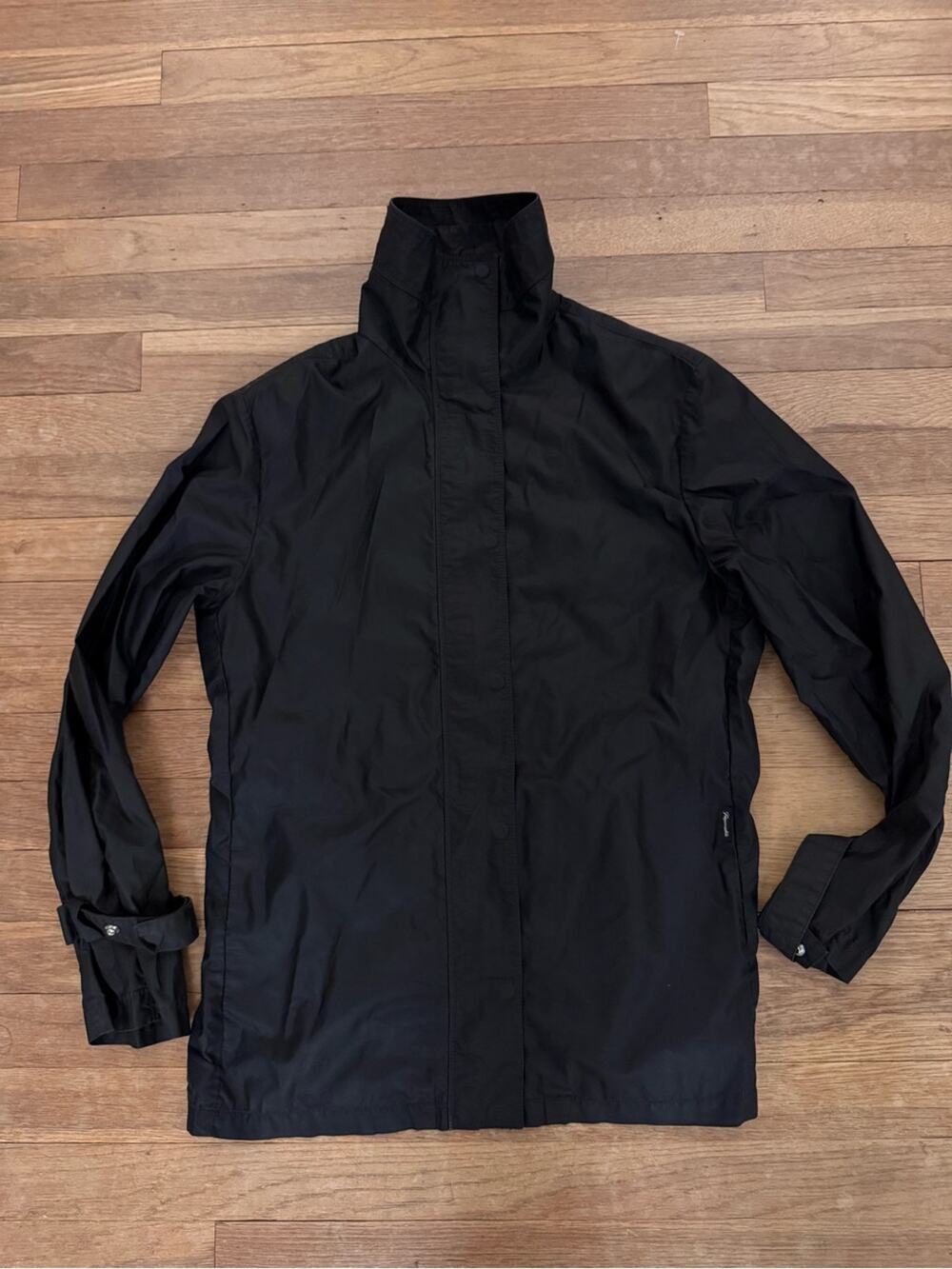 Façonnable Women's Black Utility Jacket - Size Small
b19